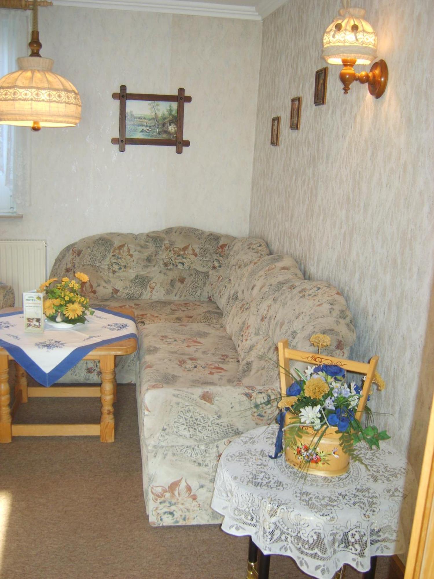 Landhotel Sperlingsberg Crimmitschau Bagian luar foto